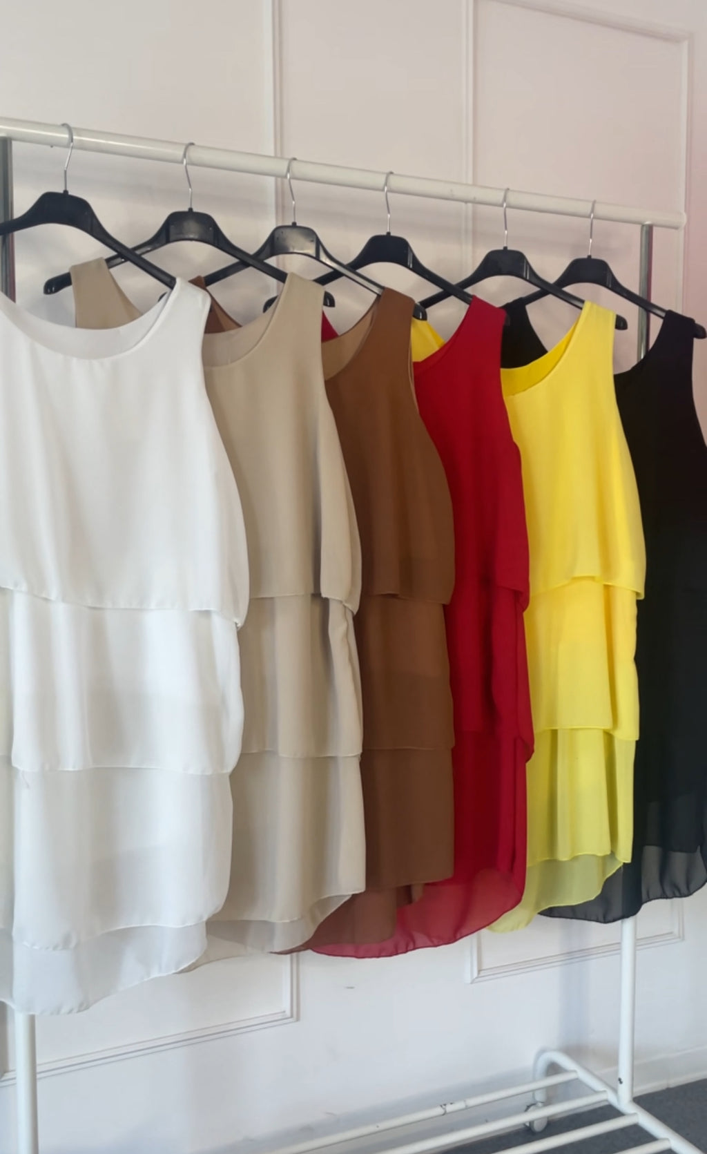 Vestiti vari colori