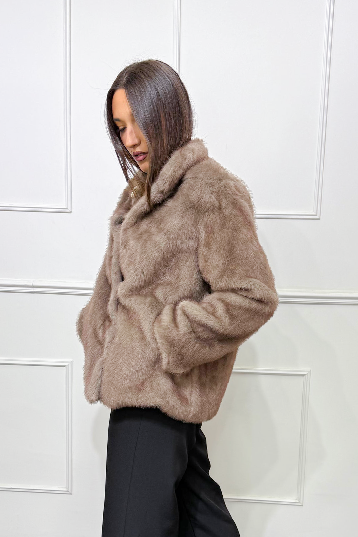 Pelliccia Ginevra