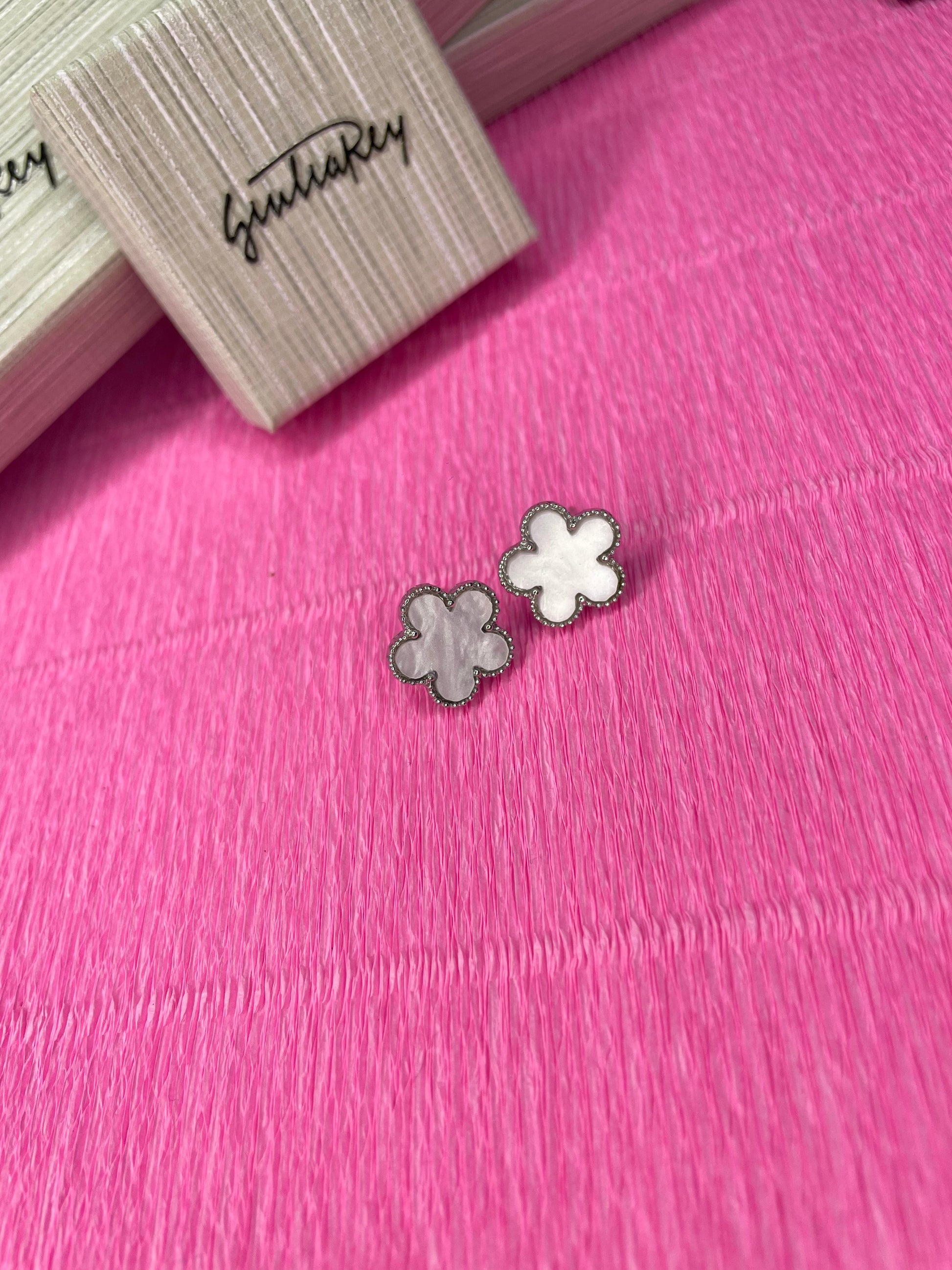 orecchini lucky charm bianco 