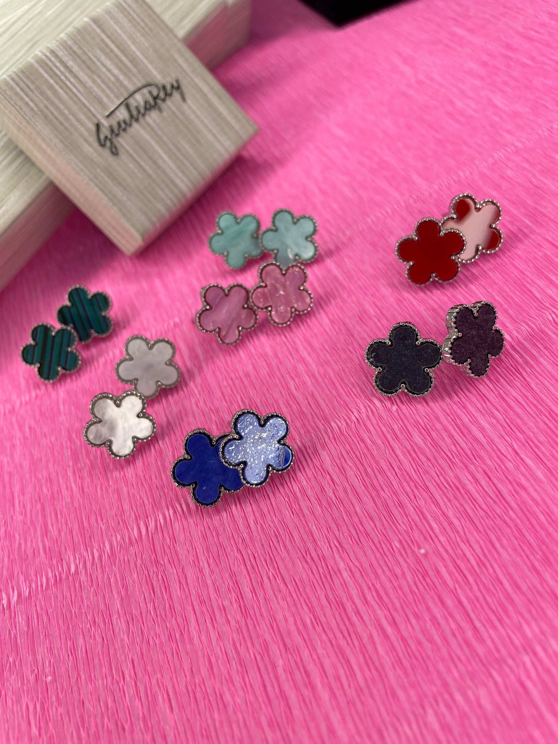 orecchini lucky charm